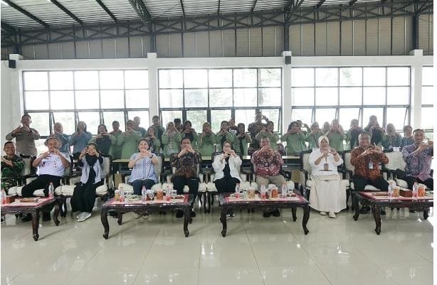 Literasi Keuangan Digital Jadi Senjata Perempuan Desa Melawan Pinjaman Ilegal