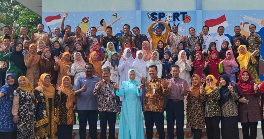 Petisi Guru dan Karyawan SMAN 1 Tanggul Jember: Desakan Pencopotan Kepala Sekolah Menguat