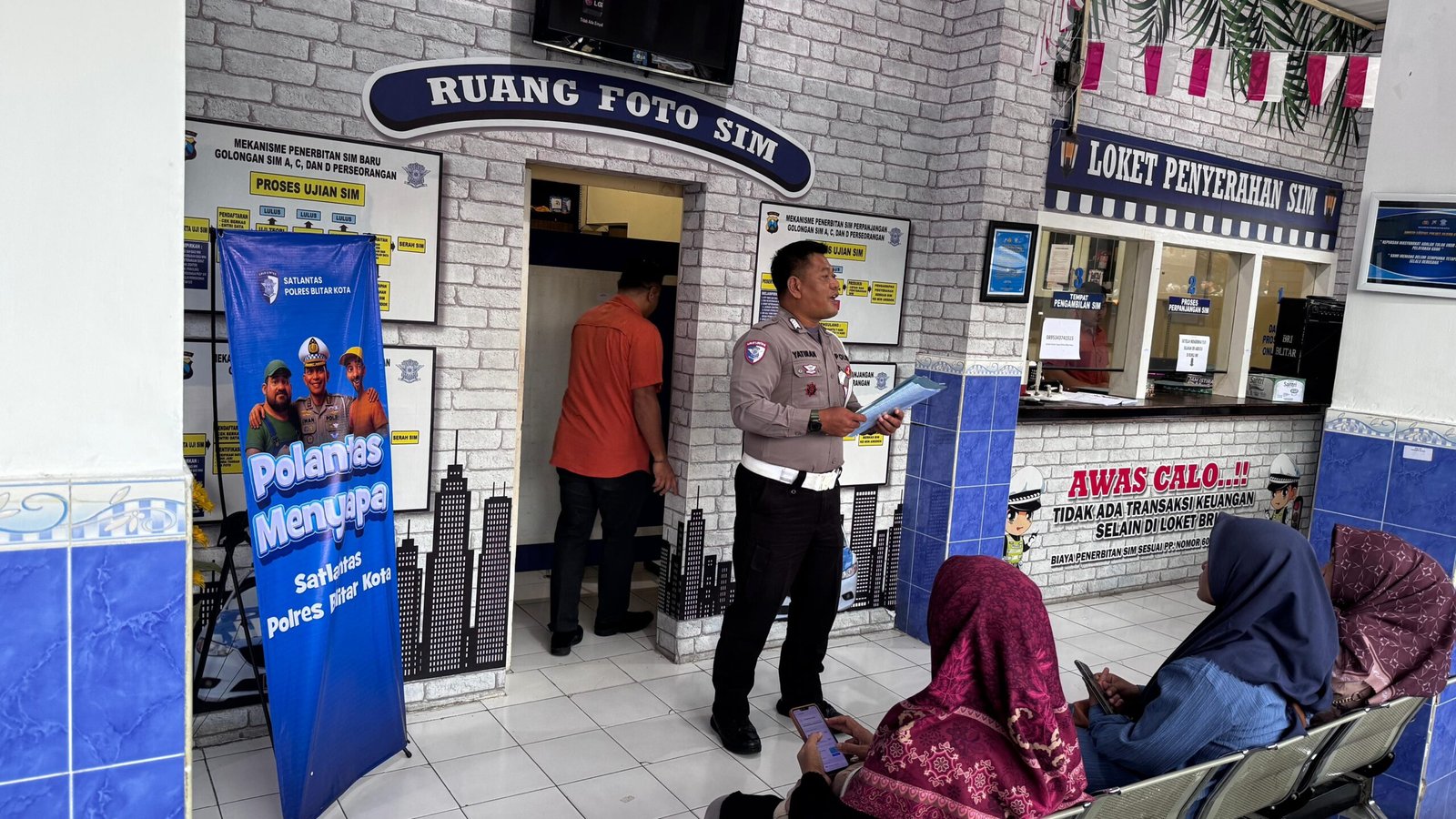 Program Polantas Menyapa Warga, Tingkatkan Pelayanan Satpas dan Samsat Polres Blitar Kota