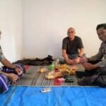 Polsek Randuagung Jagong Santai Dengan Para Petani Mantabkan Menuju Ketahanan Pangan Nasional