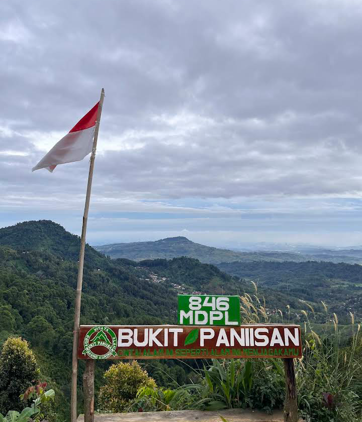Seorang Hiking Tewas Di Bukit Paniisan Bogor