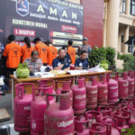Polda Banten Bongkar Sindikat Oplosan LPG Bermodus Penyuntikan Tabung  12 Kg dengan Tabung Subsidi 3 Kg