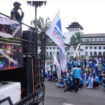 Demo Ribuan Buruh Kepung Gedung Sate, Pemangkasan UMSK Tidak Sesuai Kesepakatan