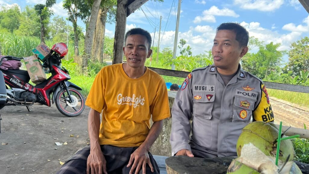 Bhabinkamtibmas Polsek Lumajang Kota Intensifkan Patroli Siang, Antisipasi 3C