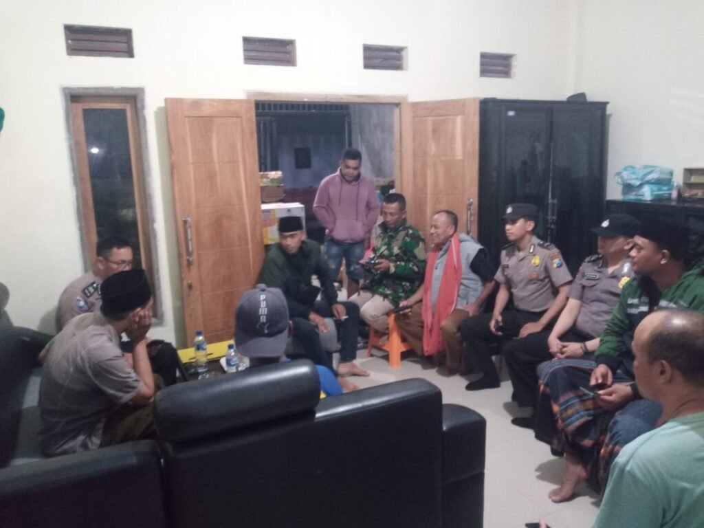 Polsek Pasirian Intensifkan Patroli Dialogis, Warga Diimbau Waspada Kejahatan 3C