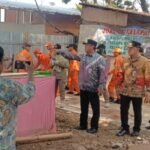 Camat Kalideres Pimpin Penertiban 6 Bangunan Liar di Aset Pemprov DKI