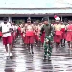 Koops TNI Habema Gelar Bhakti Pertiwi Hardiknas 2026 di SDN 1 Pomako