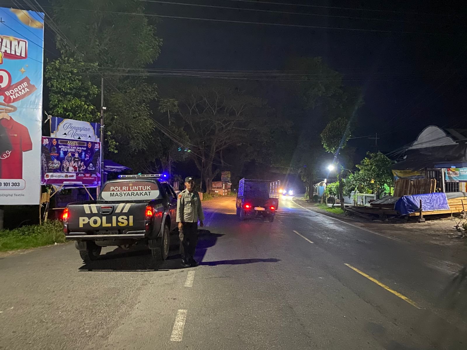 Patroli Blue Light Polsek Jatiroto Sisir Jalur Rawan, Antisipasi Kriminalitas Malam Hari