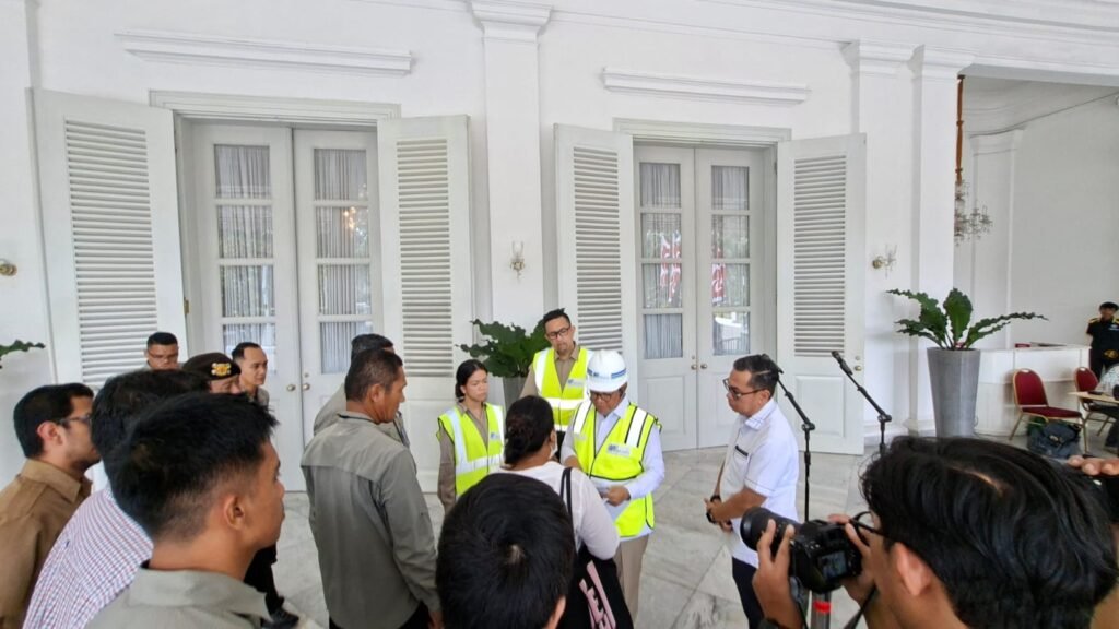 Aduan Haru Warga Meruya Utara di Hadapan Pramono, Akses Jalan Disebut Ditutup Sepihak