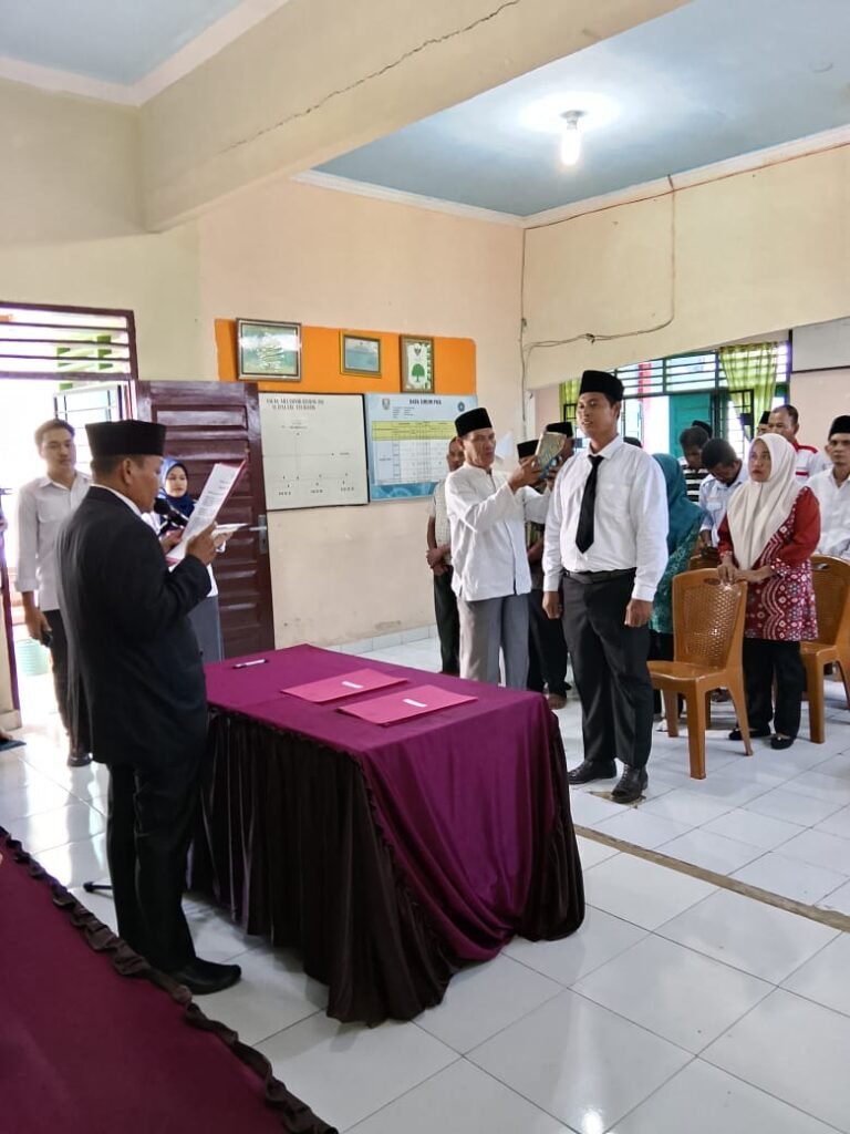 Hikma Wijaya Resmi Dilantik Jadi Kadus 4 Desa Galang Tinggi, Warga Harap Pelayanan Makin Maksimal