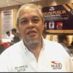 Penebangan Pohon di Sempadan Pantai Gumukmas Disoro